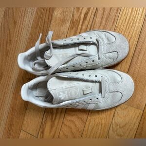 Adidas Women’s Samba Leather Sneakers